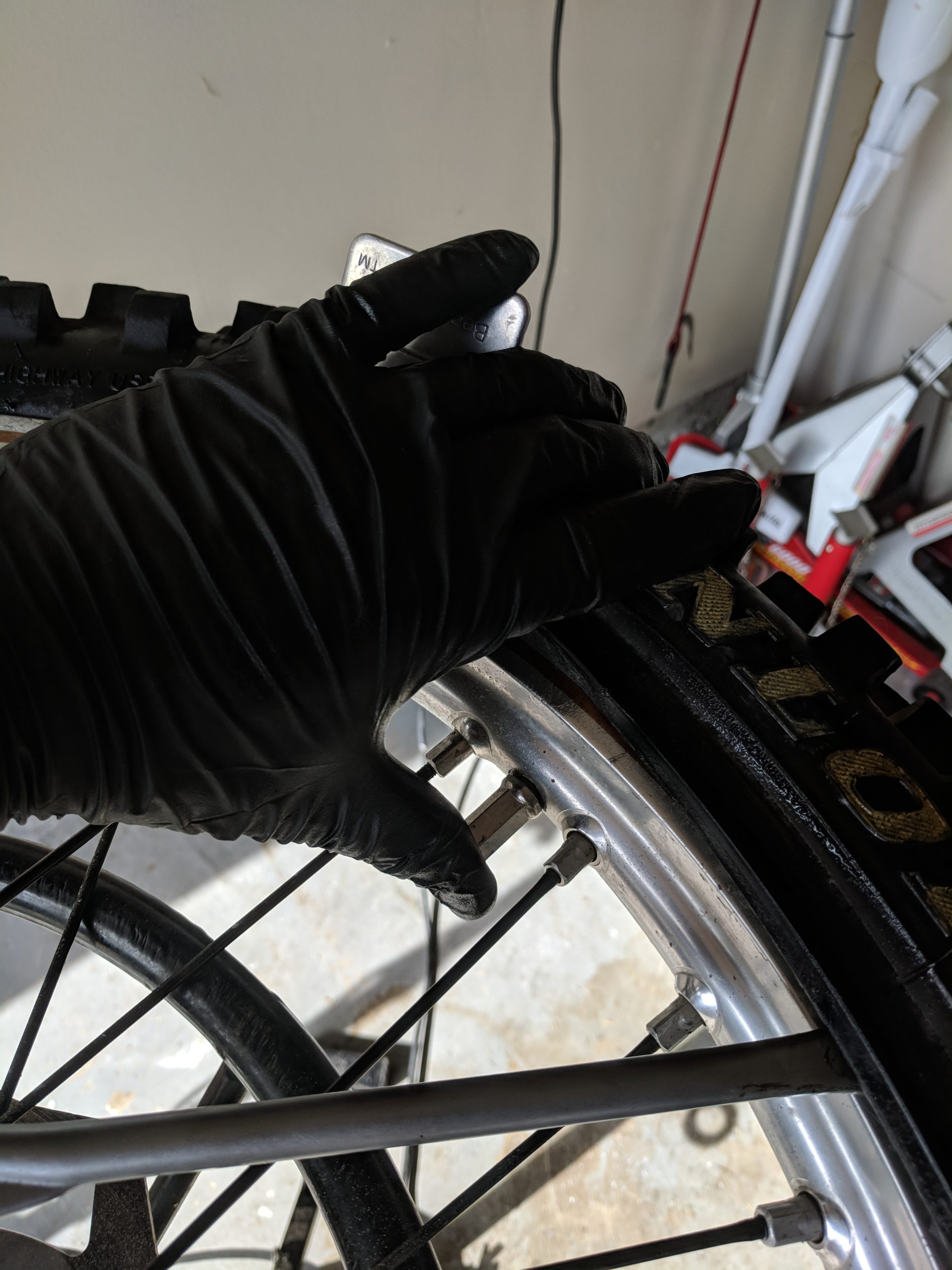 Changing tube on dirt bike tire new arrivals