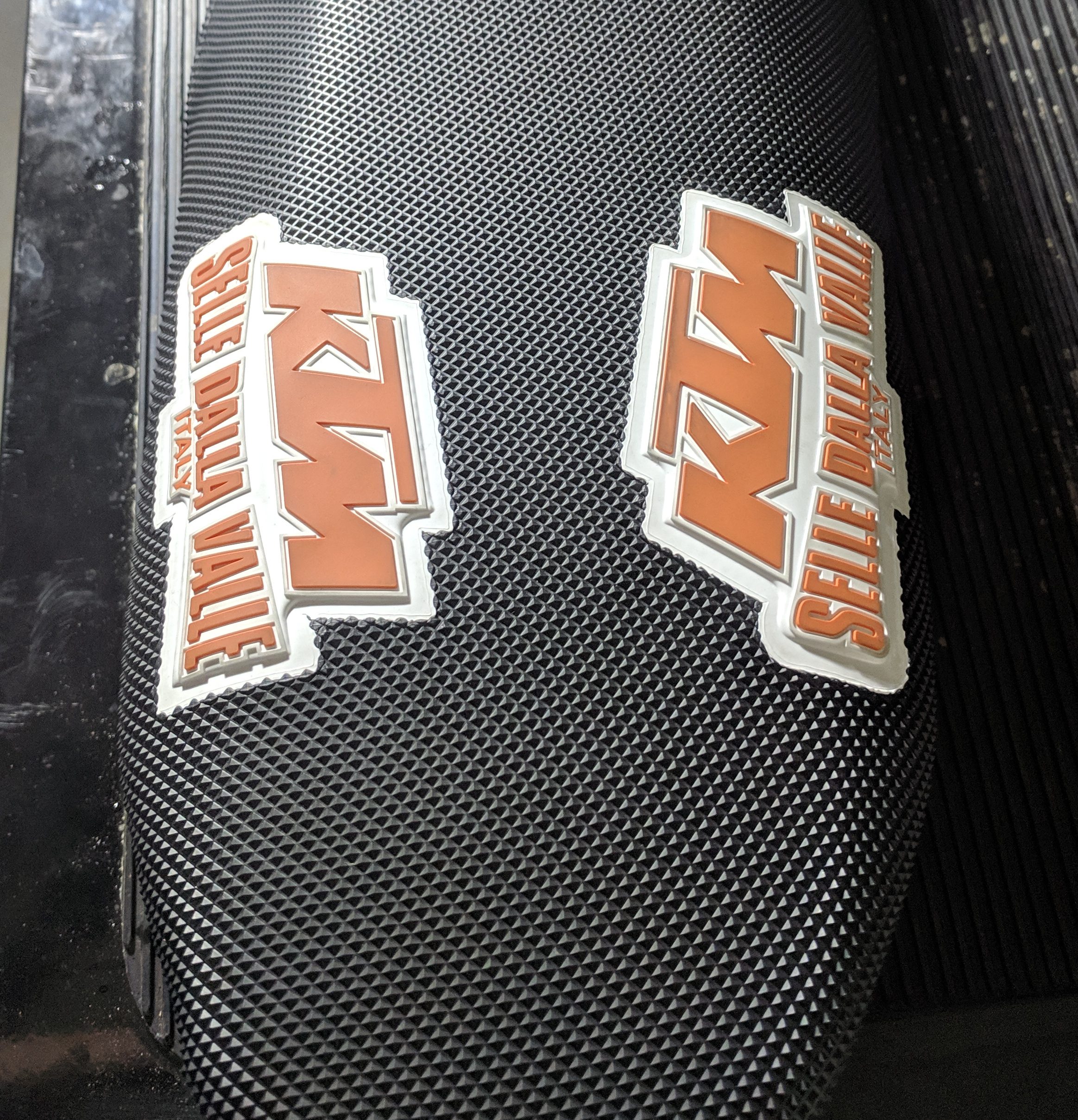 Ktm selle dalla hot sale valle seat cover