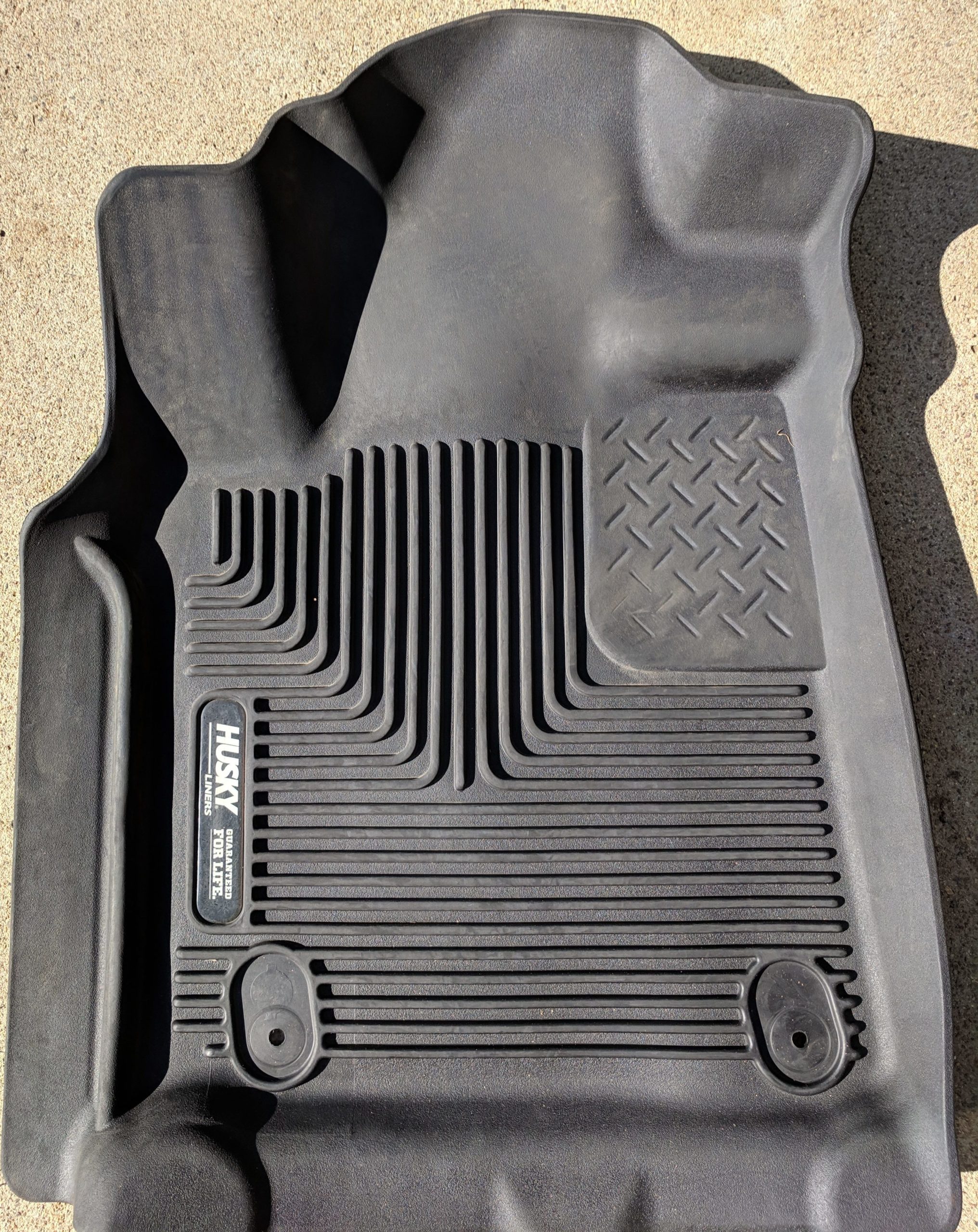 Husky floor outlet mats toyota tundra