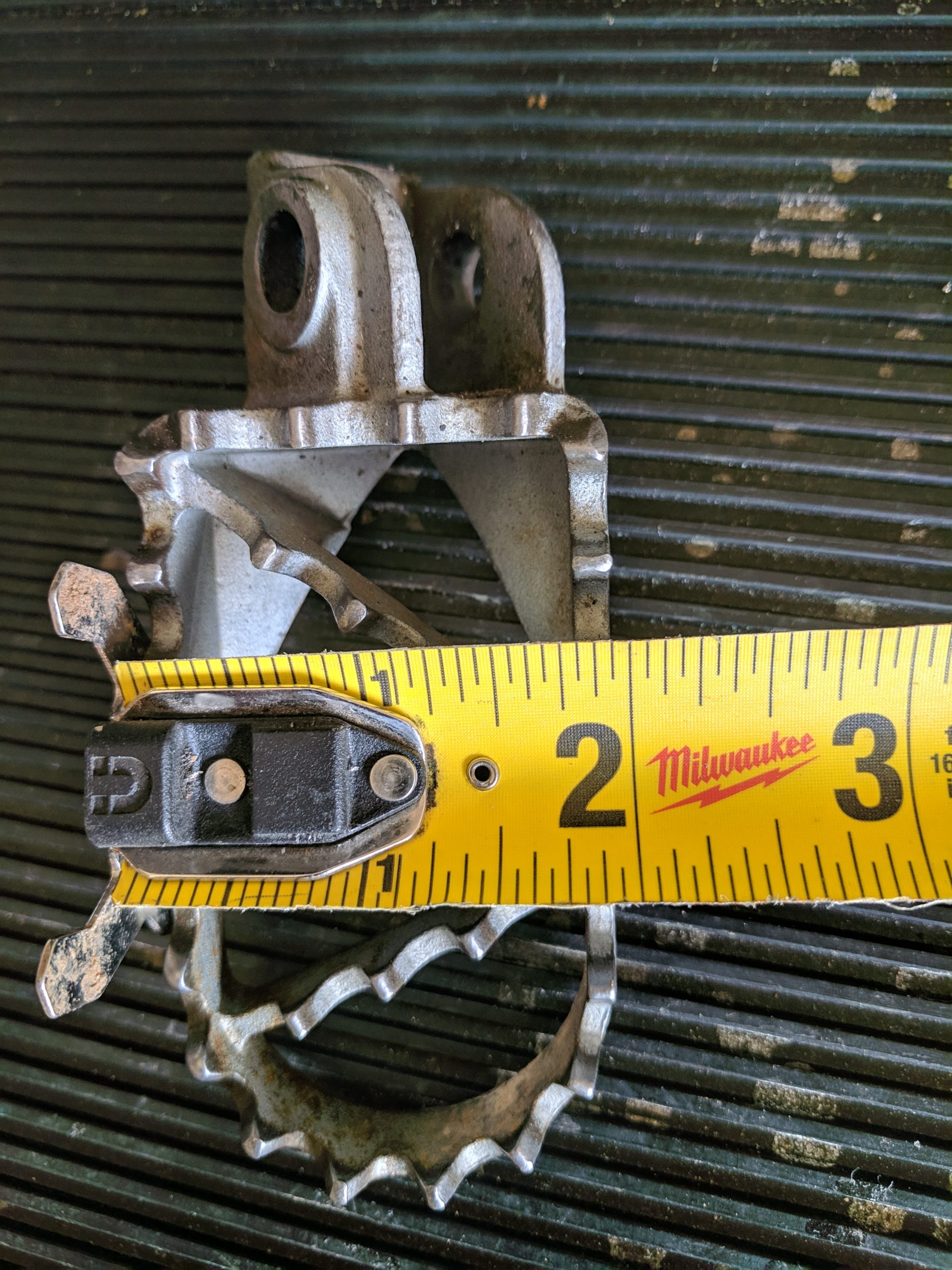 Tusk Billet Race Foot Pegs Review Horsepower Hub